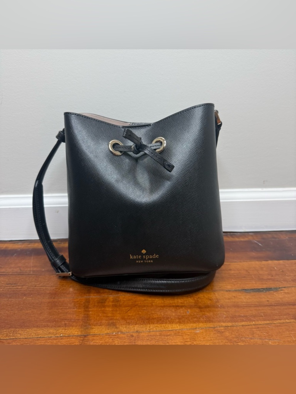 Kate Spade Leather Sadie Bucket Bag Crossbody Black